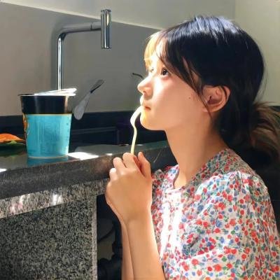 女导与强盗